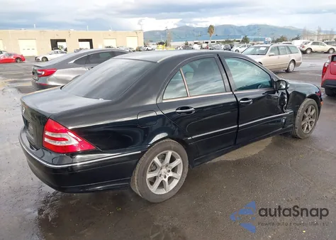 2007 Mercedes-Benz C 280 Luxury z USA, uszkodzony, nr VIN WDBRF54H67A936632